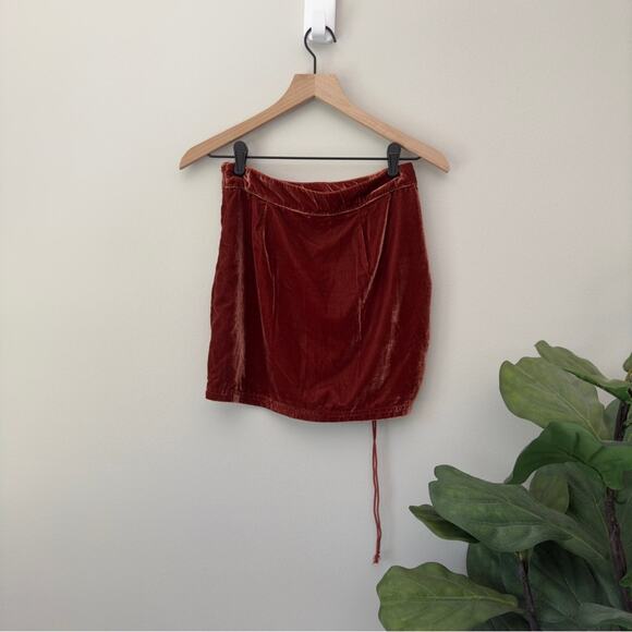 Free People Ruched Velvet Mini Skirt Adjustable Tie Hem Zipper Zip Up Side Brown - Picture 2 of 5